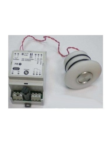 Automatismo para pulsadores piezoeléctricos, pulsador y adaptador nylon